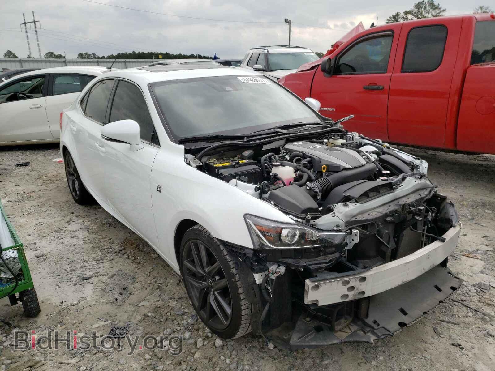 Photo JTHBA1D2XK5084856 - LEXUS IS 2019