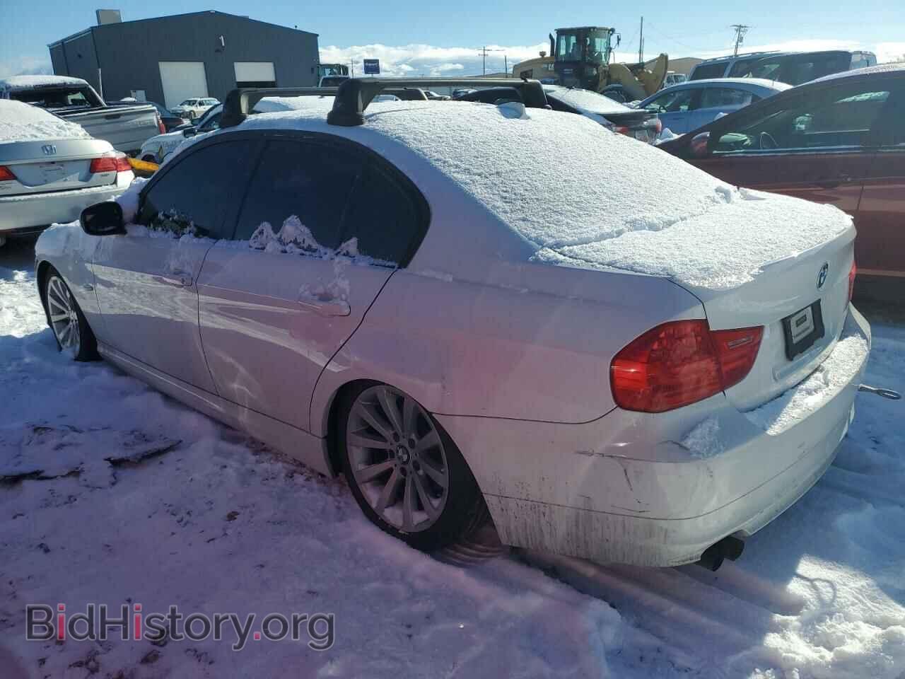 2011 BMW 3 SERIES - VIN: WBAPK5C51BF124384 - Фото 2