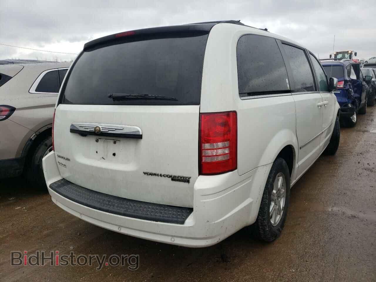 2010 CHRYSLER MINIVAN - VIN: 2A4RR8D12AR480297 - Фото 3