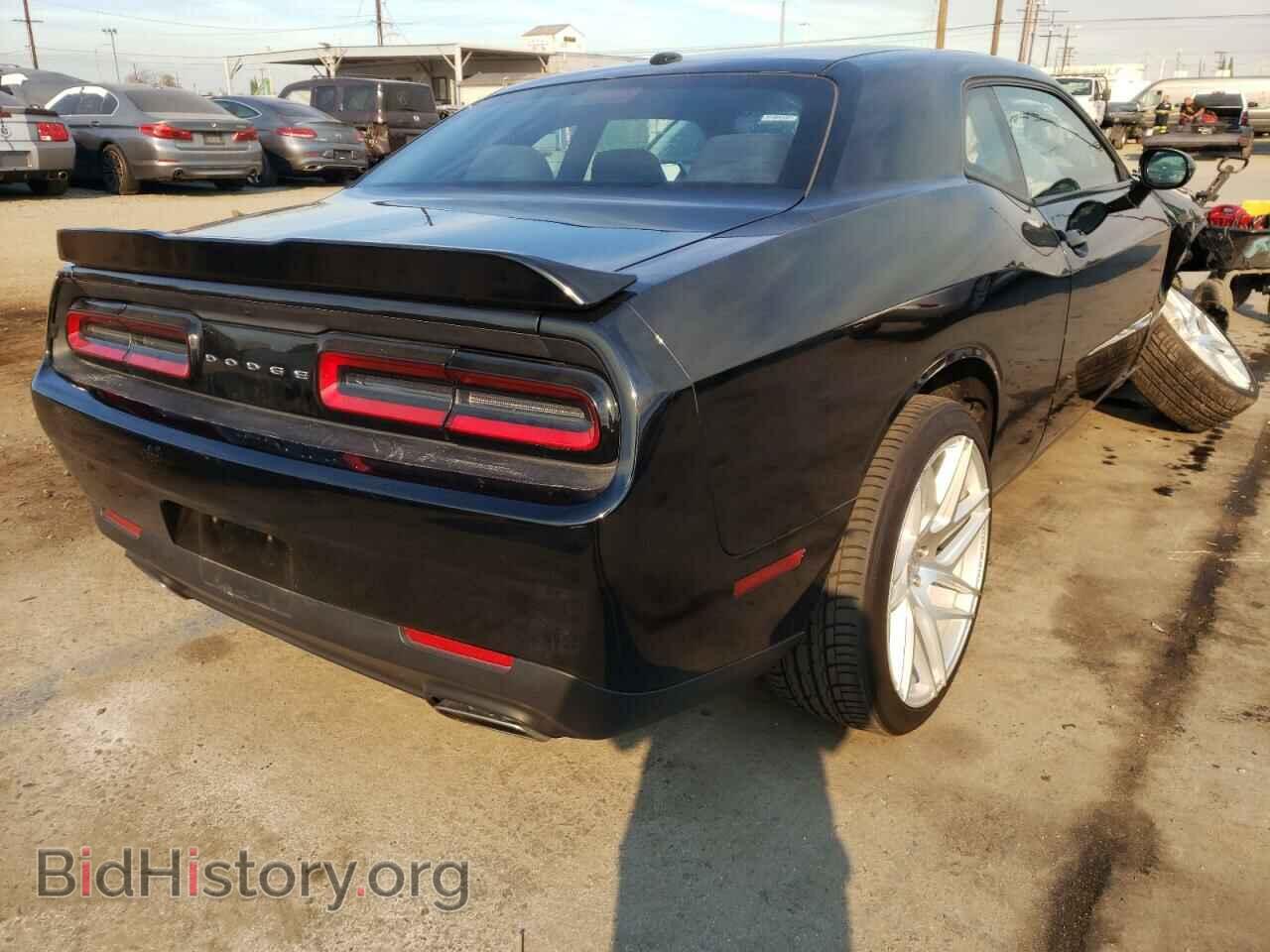 2017 DODGE CHALLENGER - VIN: 2C3CDZAG0HH572666 - Фото 4