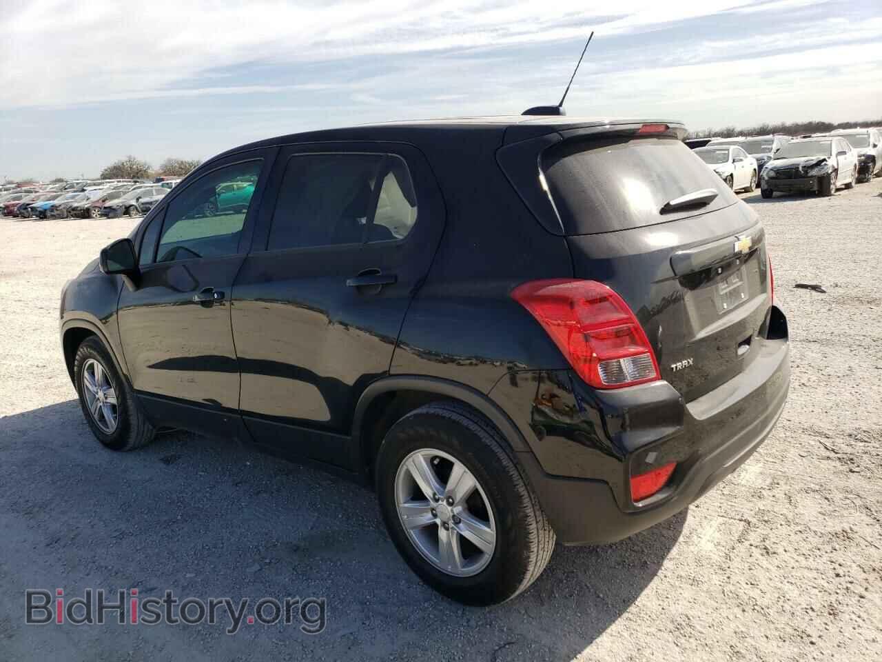 2020 CHEVROLET TRAX - VIN: 3GNCJKSB5LL284955 - Фото 2