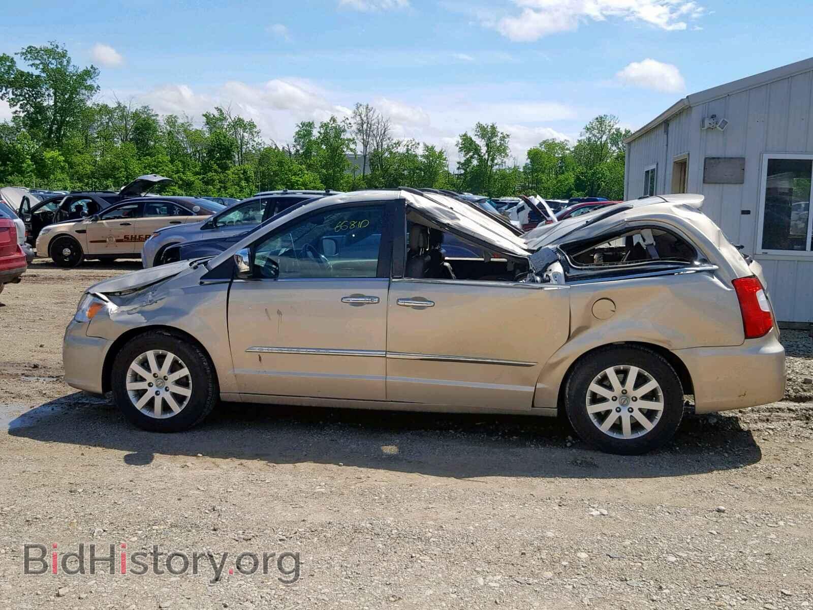 2012 CHRYSLER TOWN & COU - VIN: 2C4RC1CG2CR362404 - Фото 9