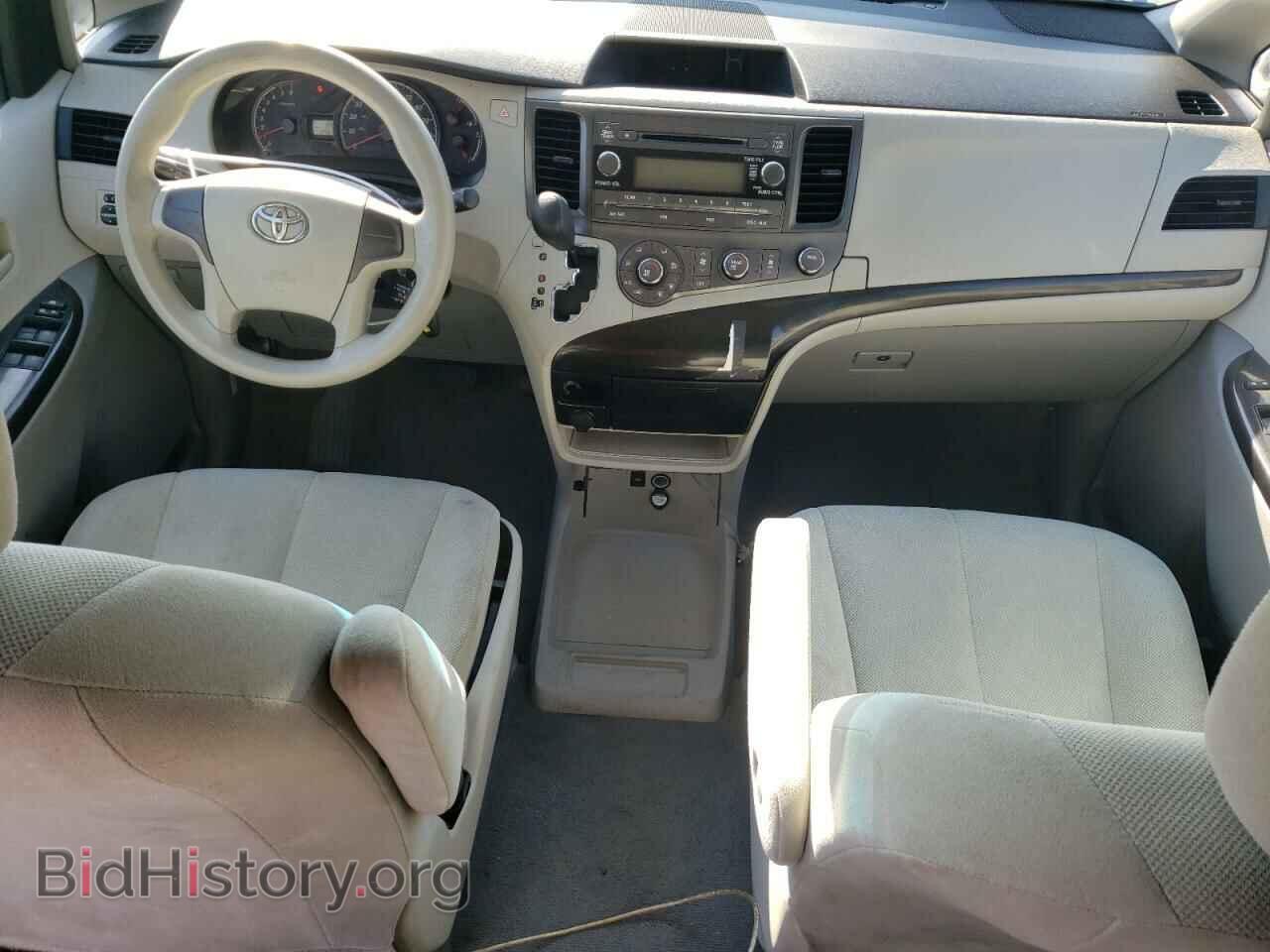 2011 TOYOTA All Models - VIN: 5TDZK3DC0BS093206 - Фото 8
