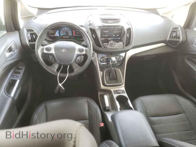 2013 Ford CMAX (VIN 1FADP5BU7DL528882) — фото 8 из 12
