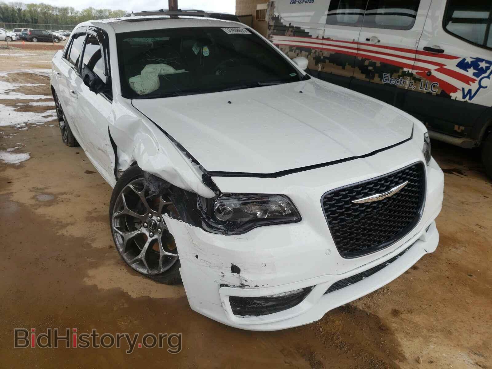 Фотография 2C3CCABT6JH160113 - CHRYSLER 300 2018