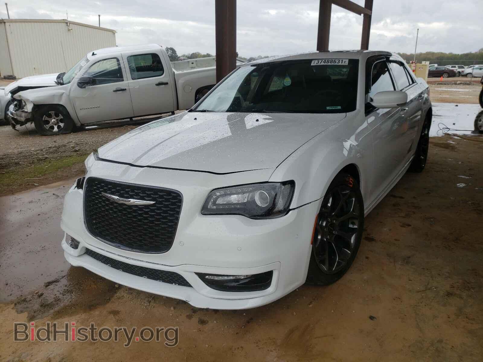 2018 CHRYSLER 300 - VIN: 2C3CCABT6JH160113 - Фото 2