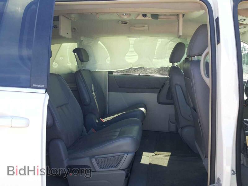 2008 Chrysler MINIVAN (VIN 2A8HR54P28R787508) — фото 6 из 9