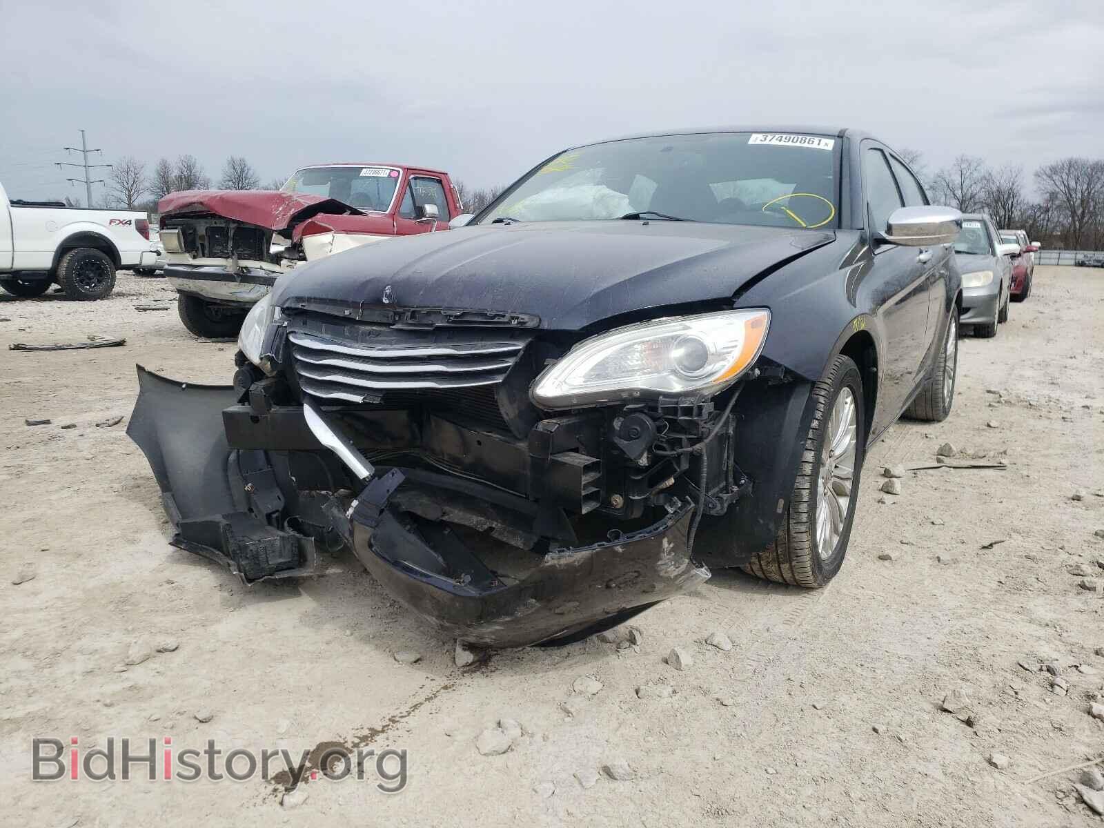 2012 CHRYSLER 200 - VIN: 1C3CCBCG7CN124447 - Фото 2