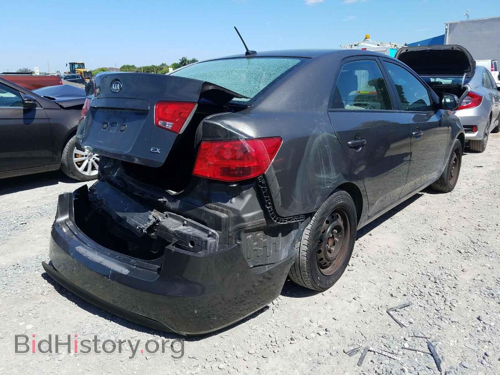 2013 KIA FORTE - VIN: KNAFU4A2XD5690982 - Фото 4