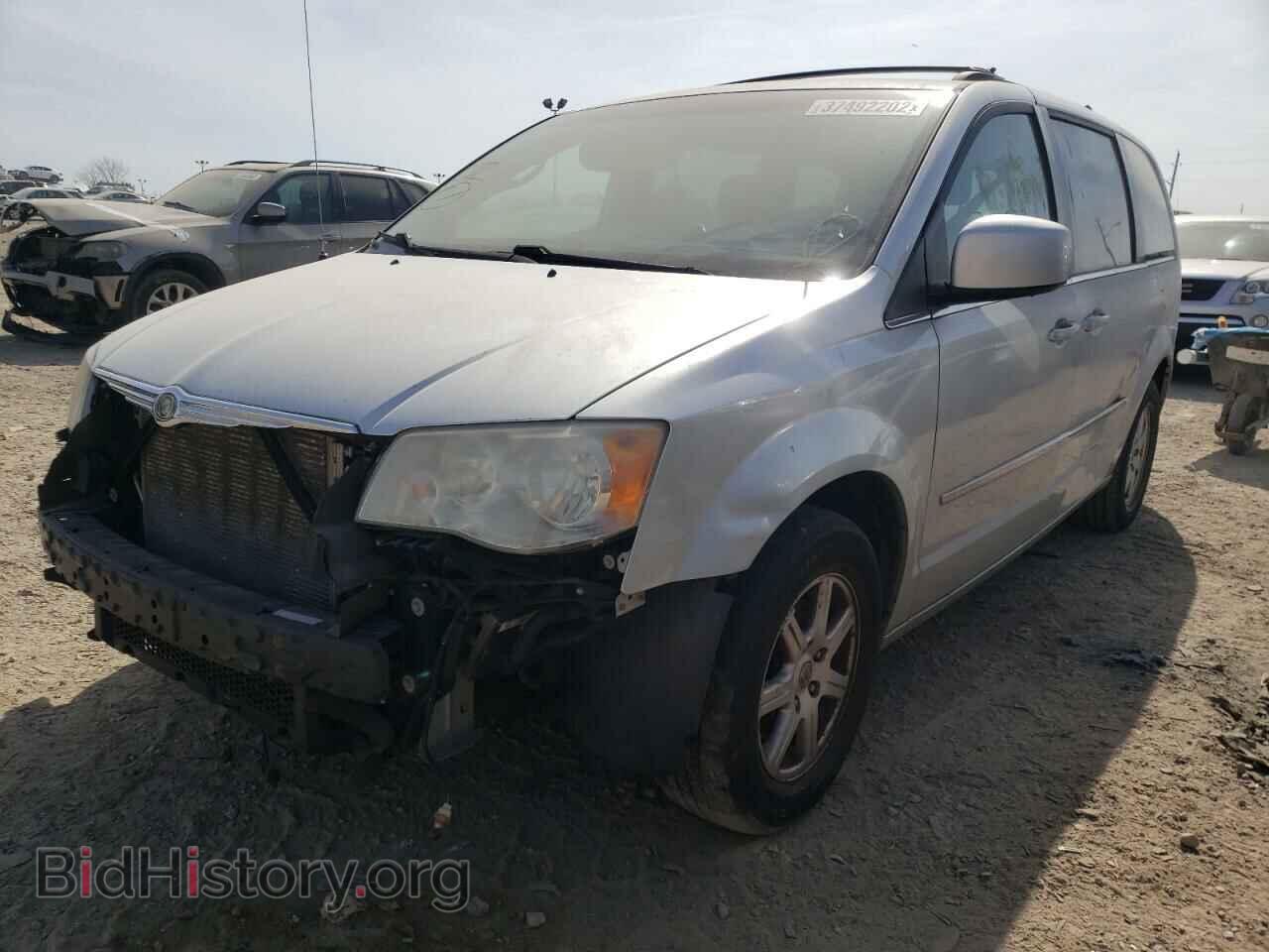 2010 CHRYSLER MINIVAN - VIN: 2A4RR5D10AR230488 - Фото 2