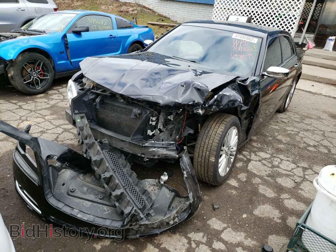 2014 CHRYSLER 300 - VIN: 2C3CCAJG3EH303979 - Фото 2