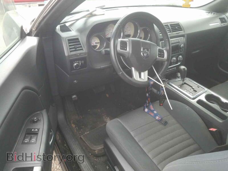 2012 Dodge CHALLENGER (VIN 2C3CDYAG1CH186714) — photo 9 of 10