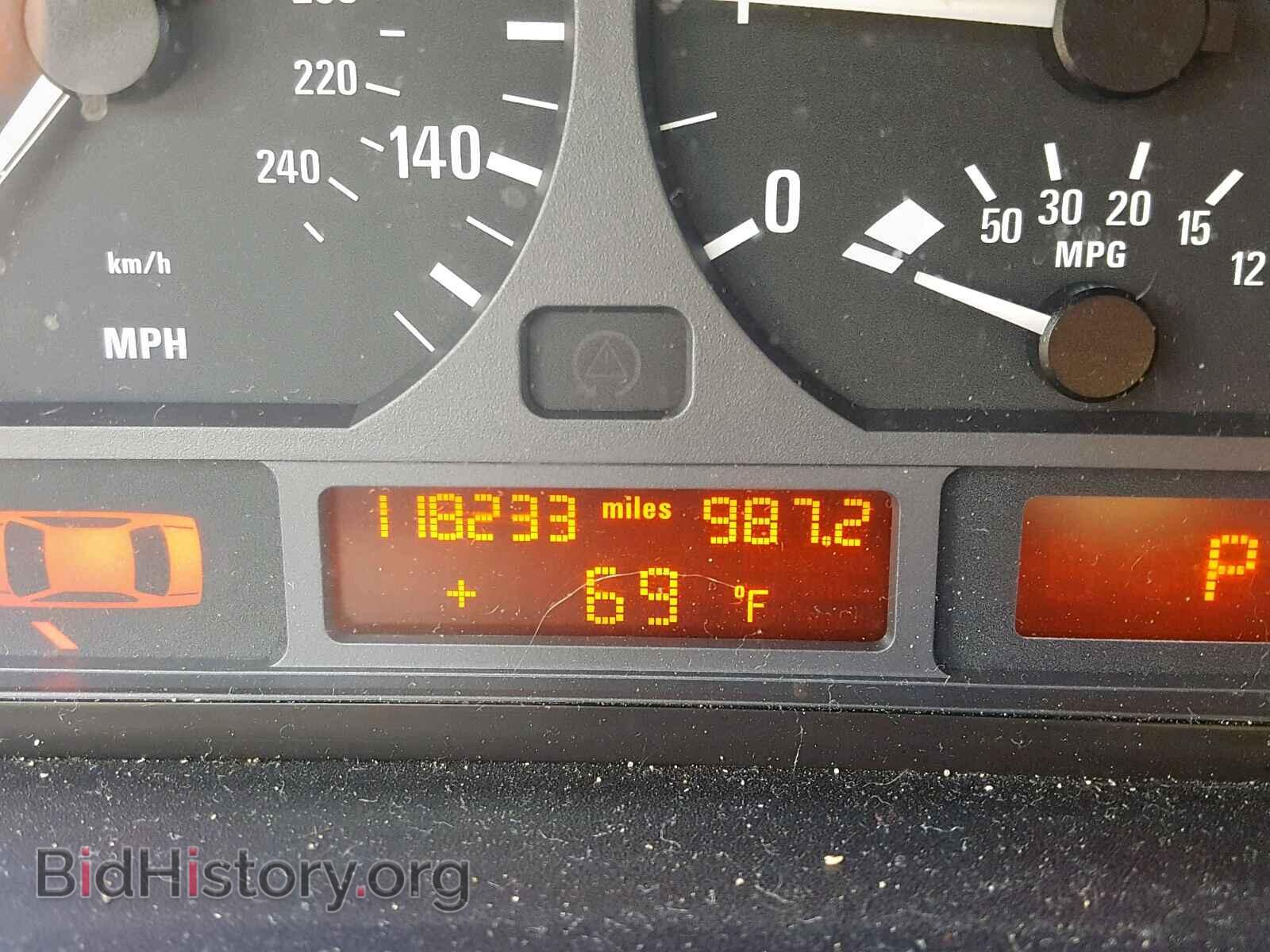 2003 BMW 3 SERIES - VIN: WBAEV33443KL88623 - Фото 8