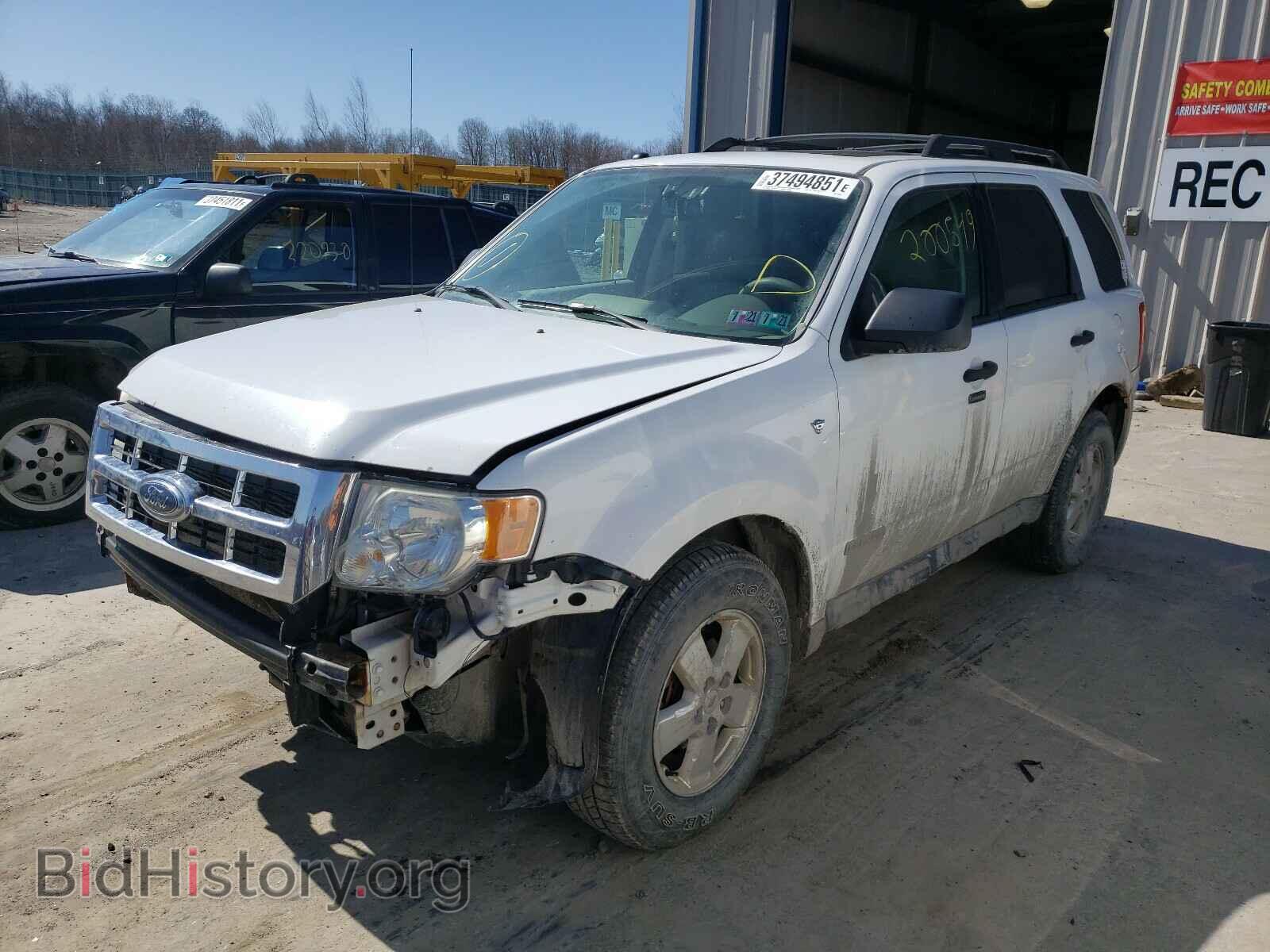 2008 FORD ESCAPE - VIN: 1FMCU931X8KD32307 - Фото 2