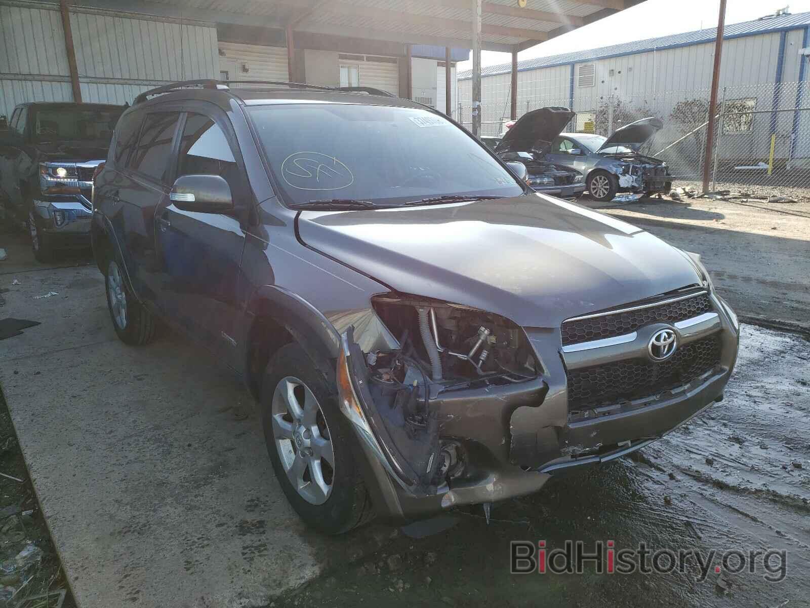 Photo 2T3DF4DV5BW157387 - TOYOTA RAV4 2011