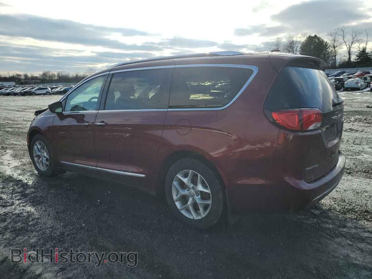 2017 CHRYSLER PACIFICA - VIN: 2C4RC1EGXHR579834 - Фото 2