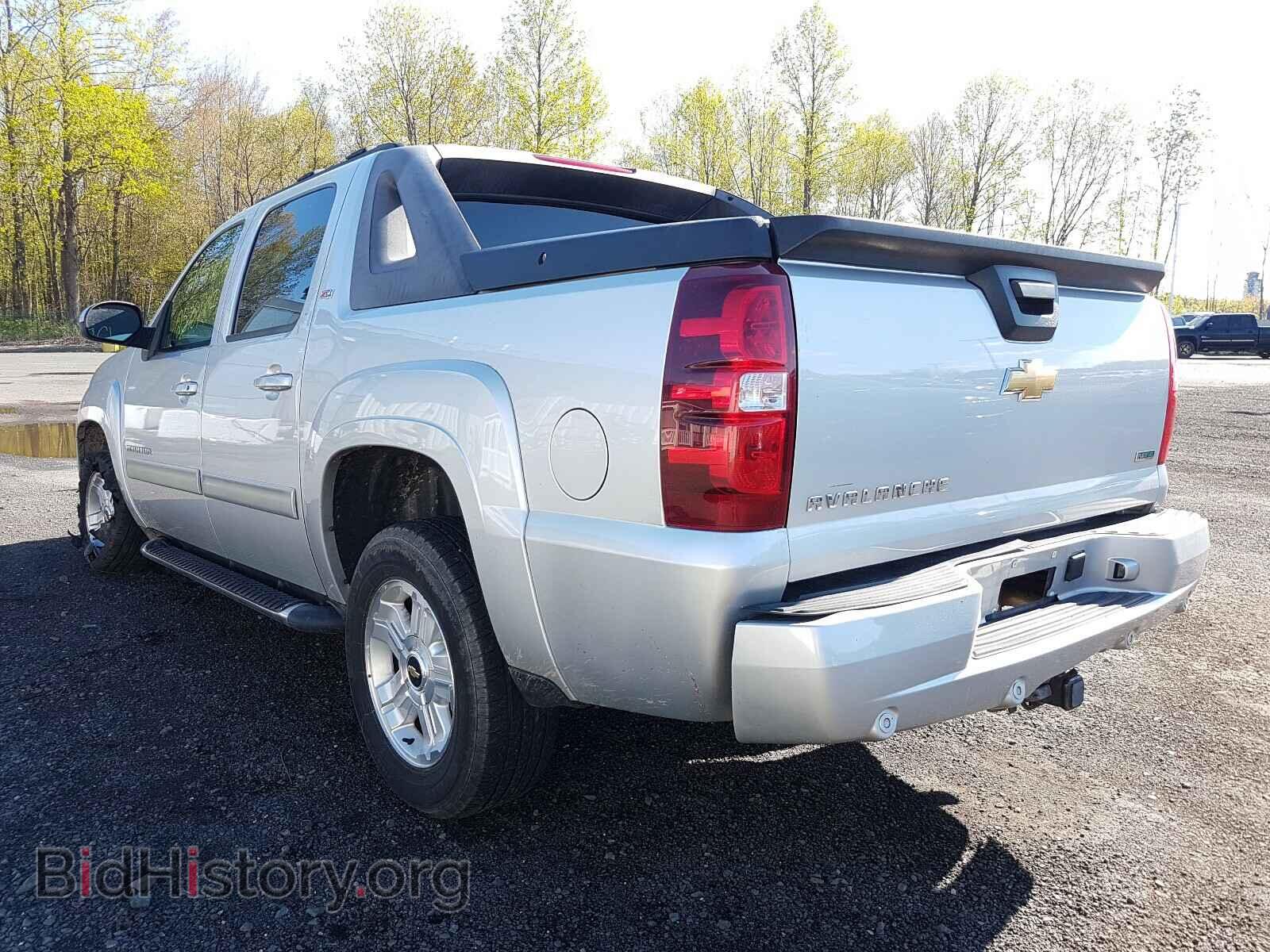 2011 CHEVROLET AVALANCHE - VIN: 3GNTKFE3XBG202265 - Фото 3