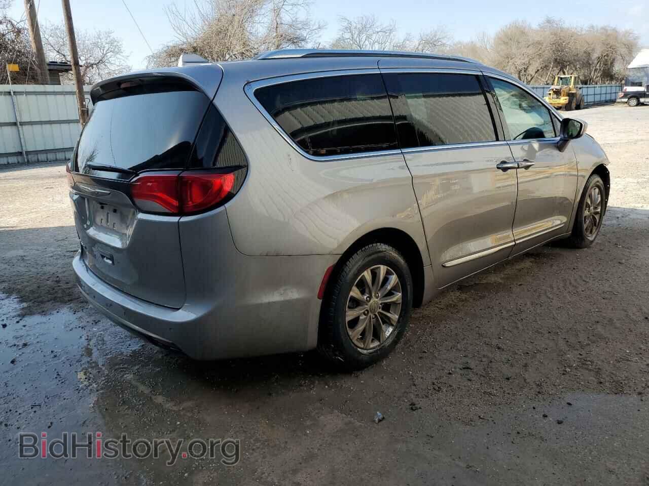 2018 CHRYSLER PACIFICA - VIN: 2C4RC1BG6JR269271 - Фото 3