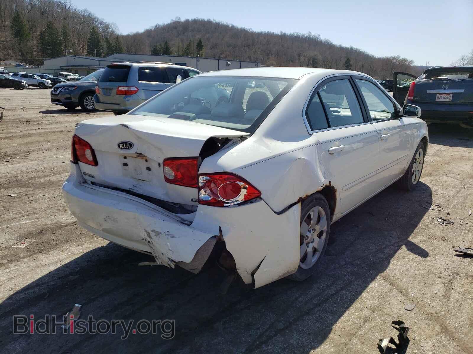 2008 KIA OPTIMA - VIN: KNAGE123885185486 - Фото 4