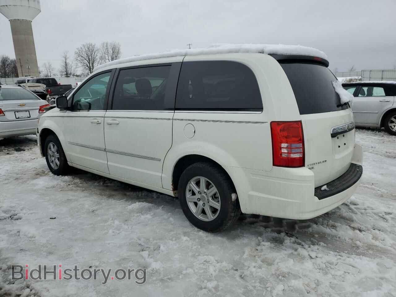 2010 CHRYSLER MINIVAN - VIN: 2A4RR5DX1AR149441 - Фото 2