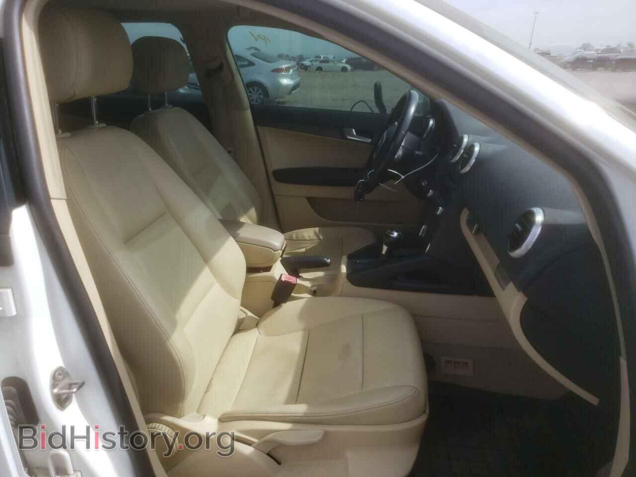2011 AUDI A3 - VIN: WAUBJBFM3BA054561 - Photo 5