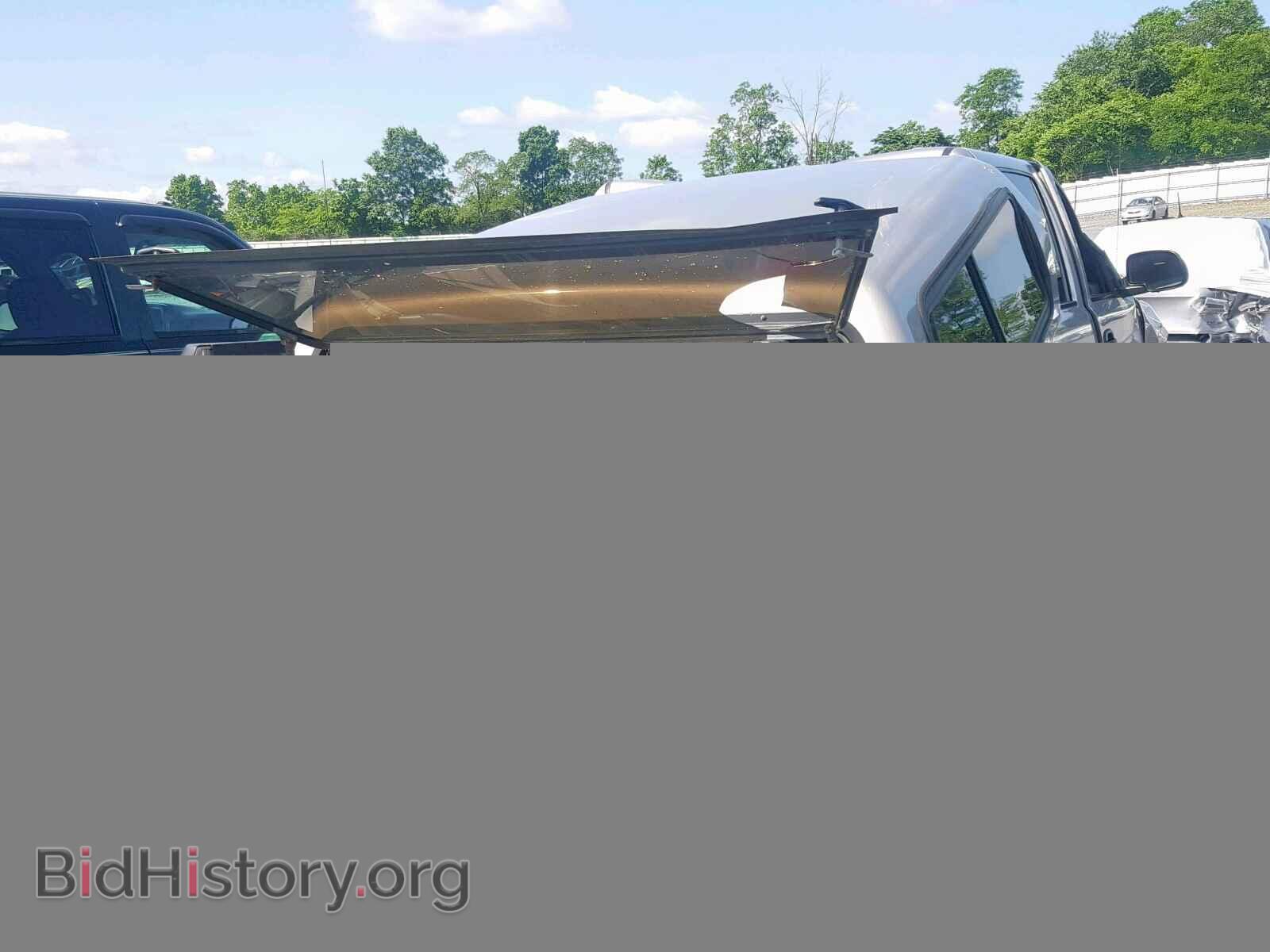 2005 GMC NEW SIERRA - VIN: 2GTEK13TX51235593 - Фото 4