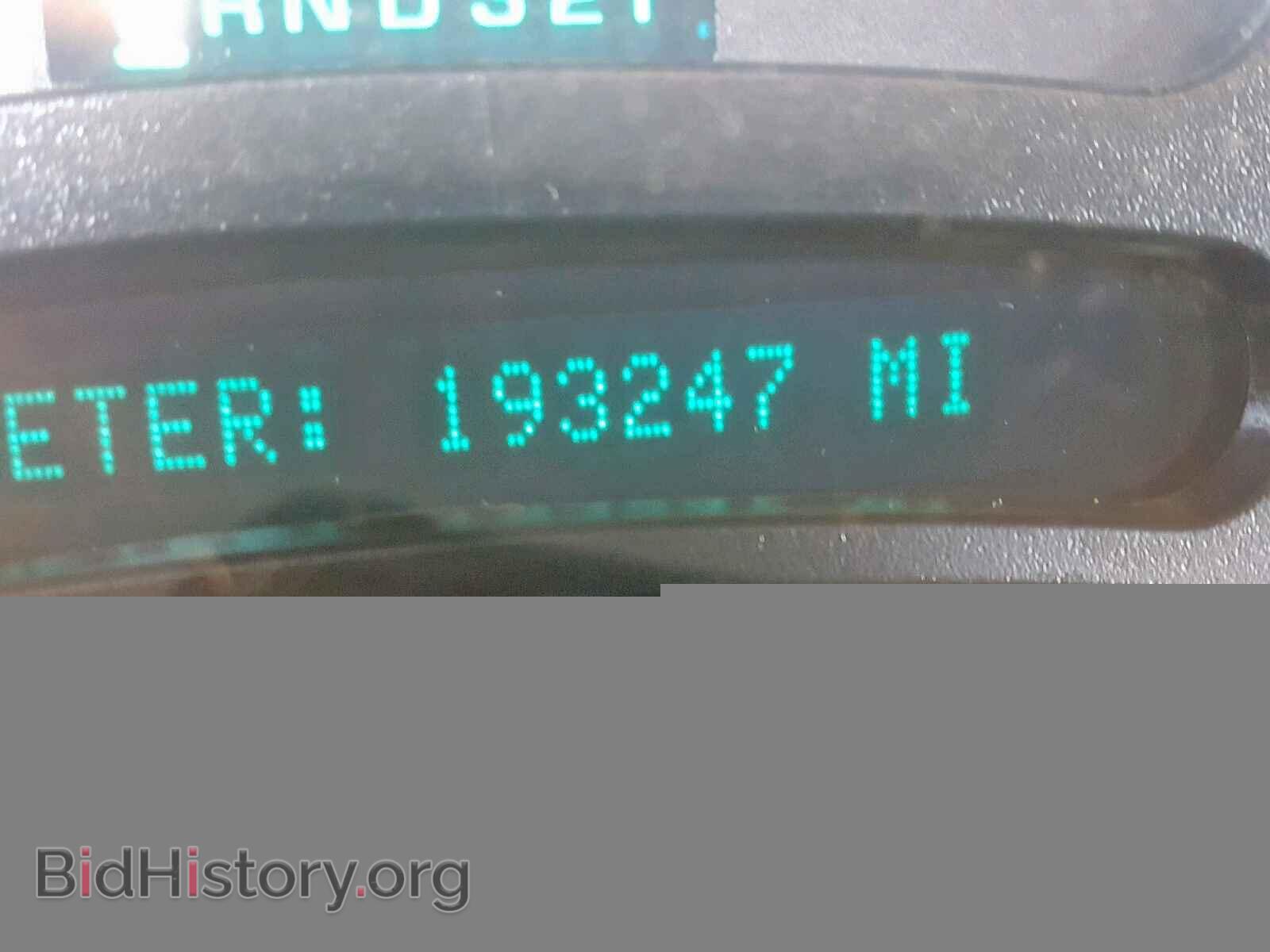 2005 GMC NEW SIERRA - VIN: 2GTEK13TX51235593 - Фото 8
