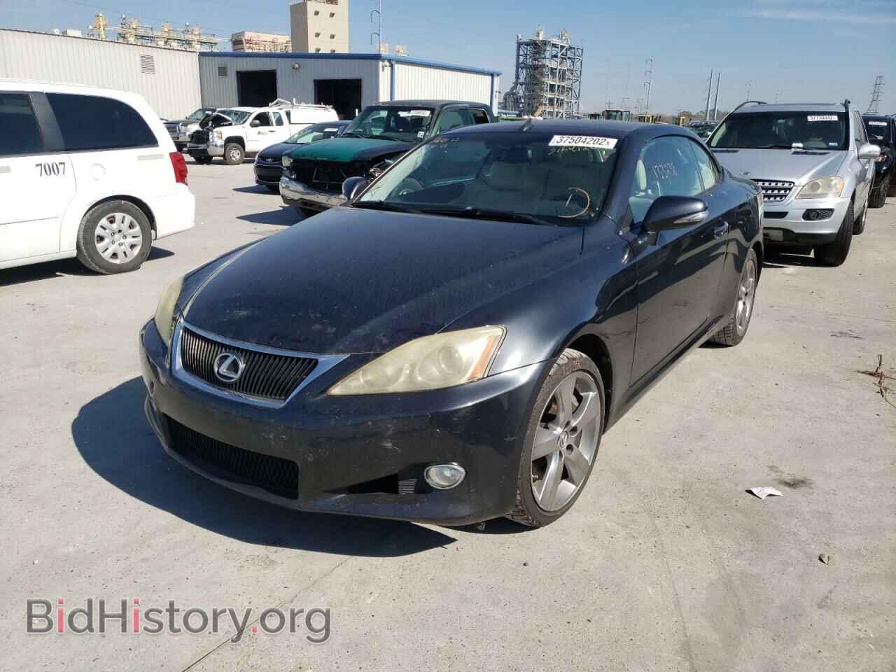 2010 LEXUS IS - VIN: JTHFE2C25A2503189 - Photo 2