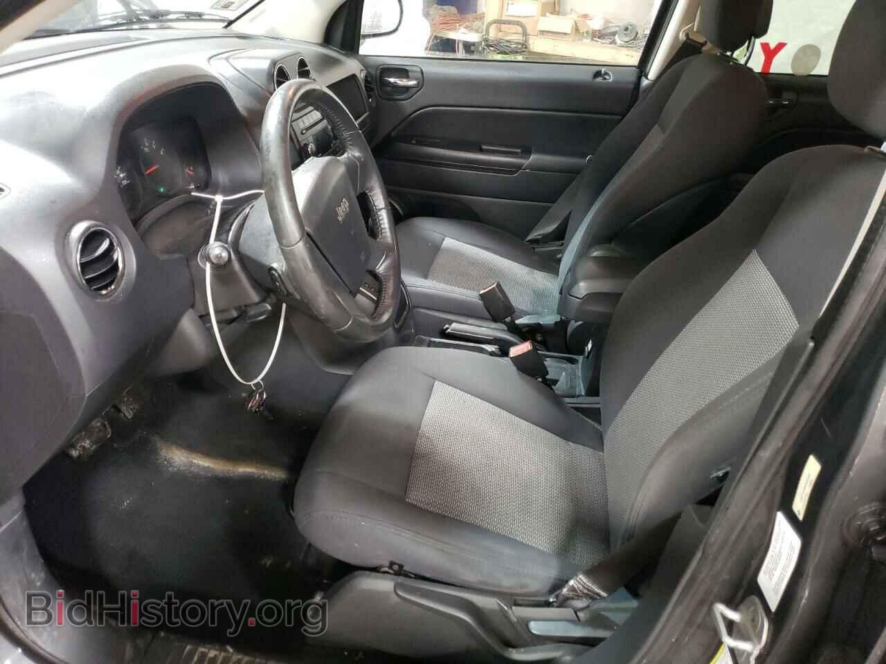 2010 JEEP COMPASS - VIN: 1J4NT1FA6AD666500 - Photo 7