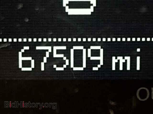 2011 LEXUS CT 200 - VIN: JTHKD5BH5B2030209 - Фото 8