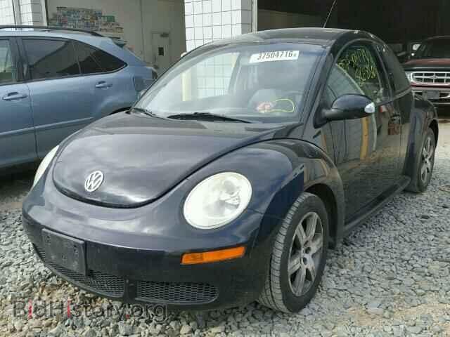 2006 VOLKSWAGEN BEETLE - VIN: 3VWPW31C76M404584 - Фото 2