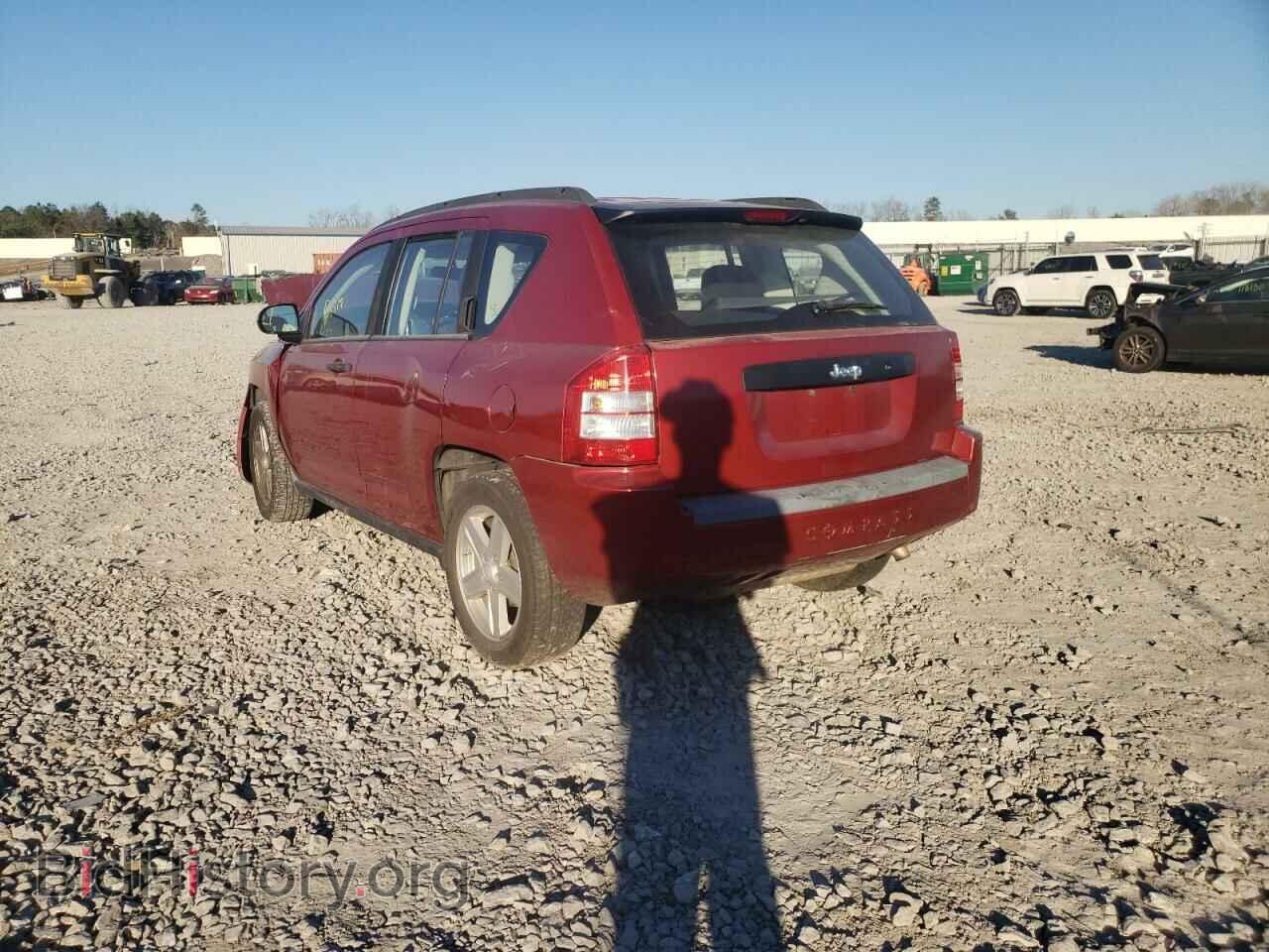 2008 JEEP COMPASS - VIN: 1J8FT47048D713852 - Photo 3