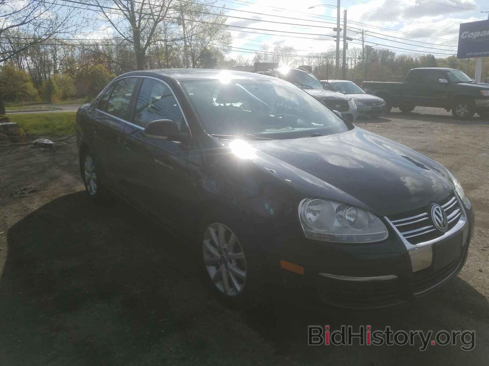 Photo 3VWRZ7AJ7AM039046 - VOLKSWAGEN JETTA 2010