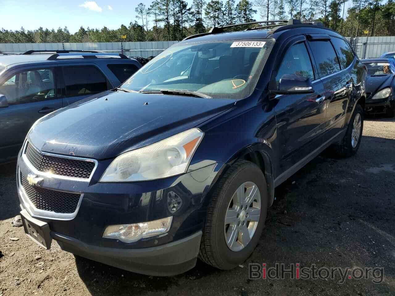 Photo 1GNKVGED6BJ273642 - CHEVROLET TRAVERSE 2011
