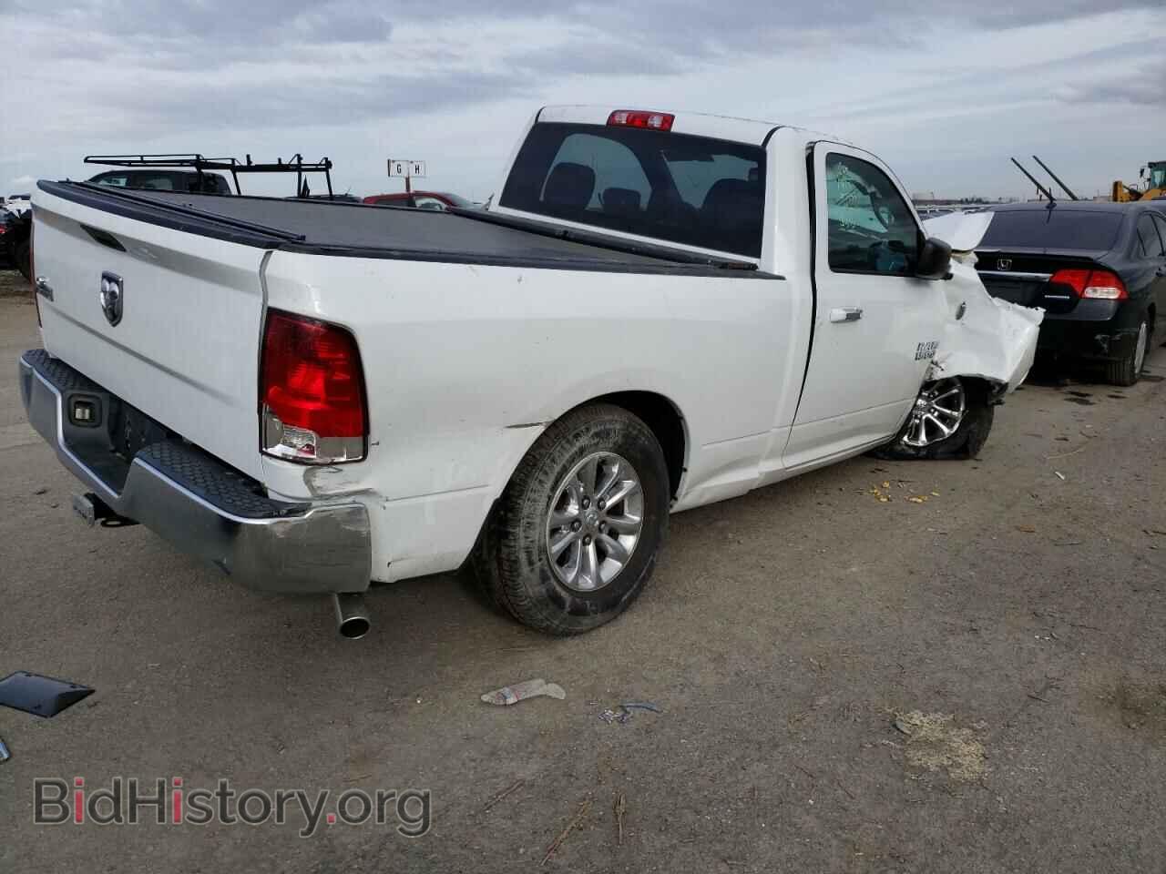 2014 RAM 1500 - VIN: 3C6JR6BG1EG333955 - Фото 3
