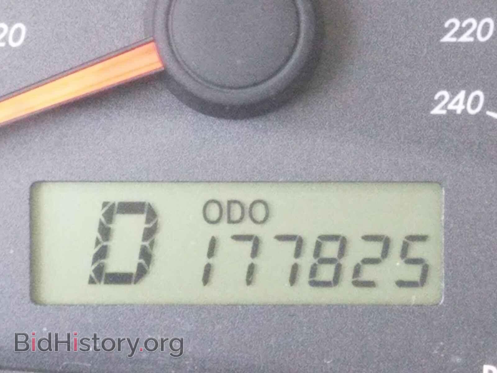2013 TOYOTA COROLLA - VIN: 5YFBU4EE3DP138653 - Фото 8