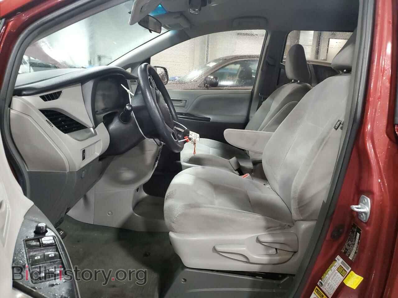2017 TOYOTA All Models - VIN: 5TDZZ3DC1HS852319 - Фото 7