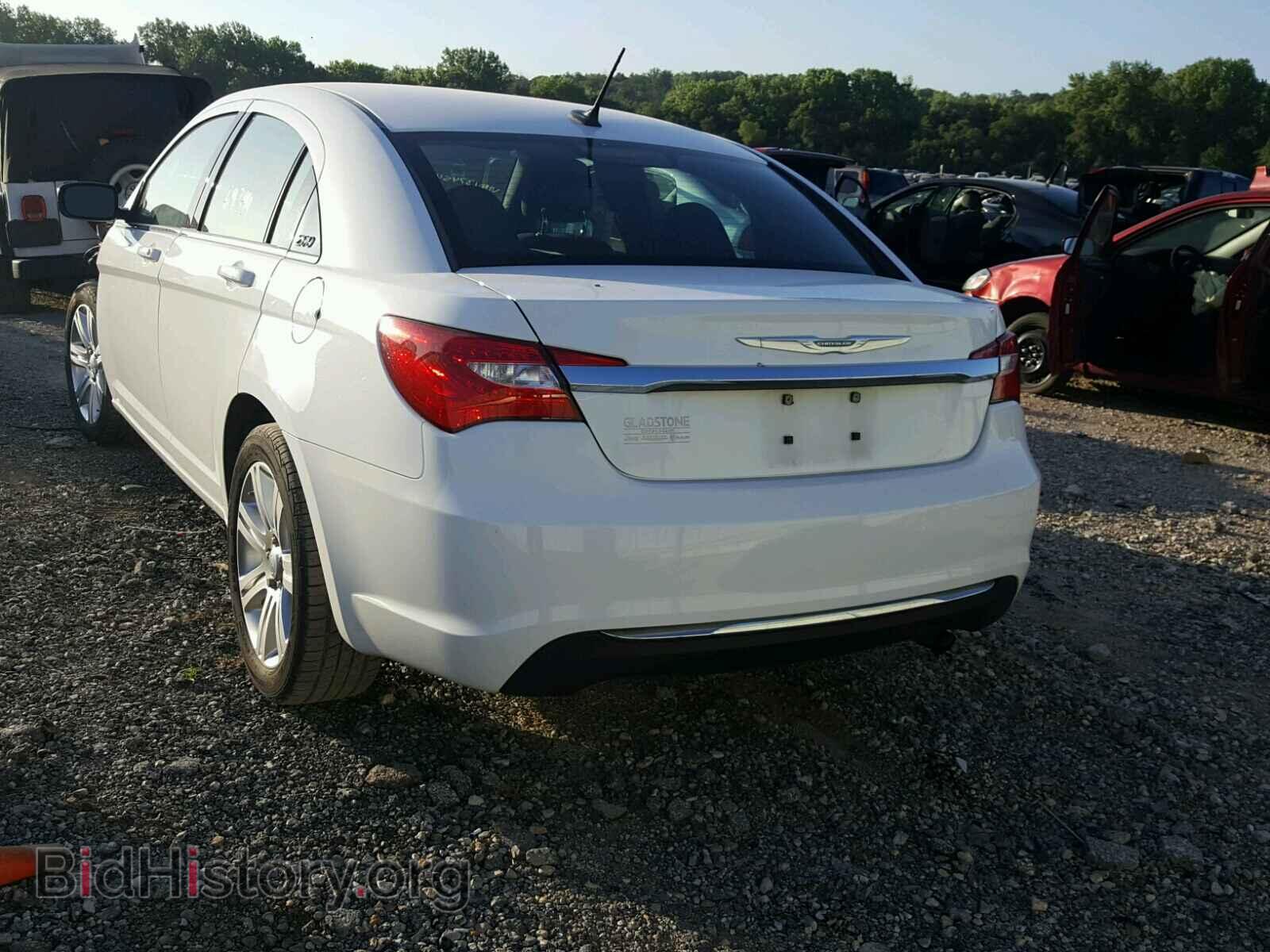 2012 CHRYSLER 200 - VIN: 1C3CCBBB6CN137454 - Фото 3
