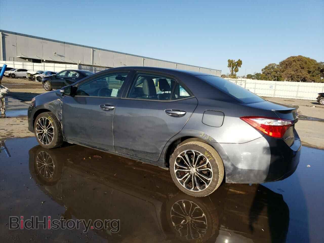 2015 TOYOTA COROLLA - VIN: 5YFBURHE3FP263308 - Фото 2