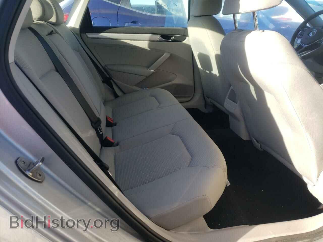 2018 VOLKSWAGEN PASSAT - VIN: 1VWAA7A34JC025676 - Фото 6