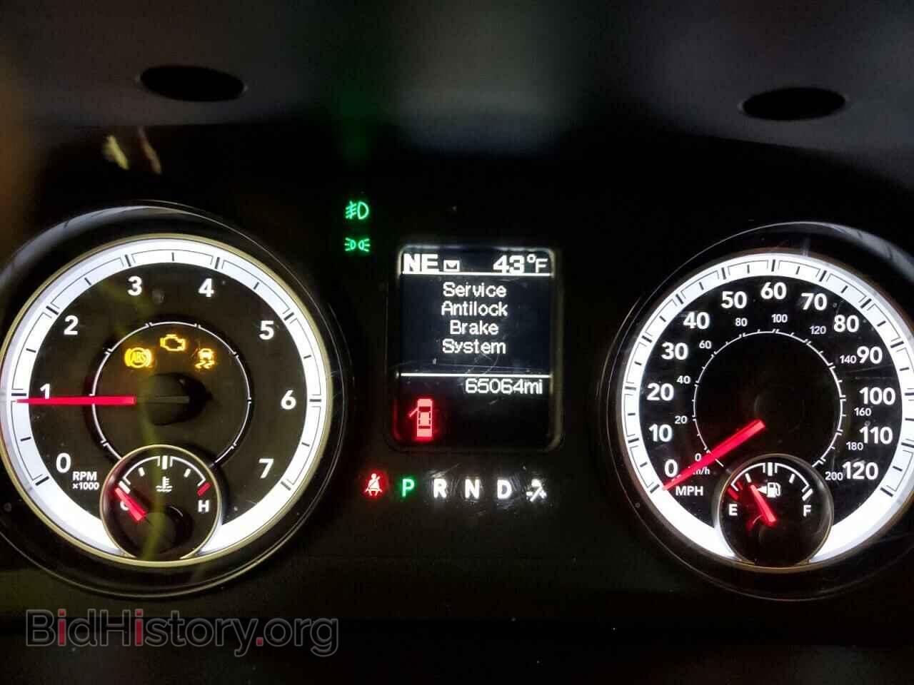 2015 RAM 1500 - VIN: 3C6RR7LT9FG596331 - Фото 9