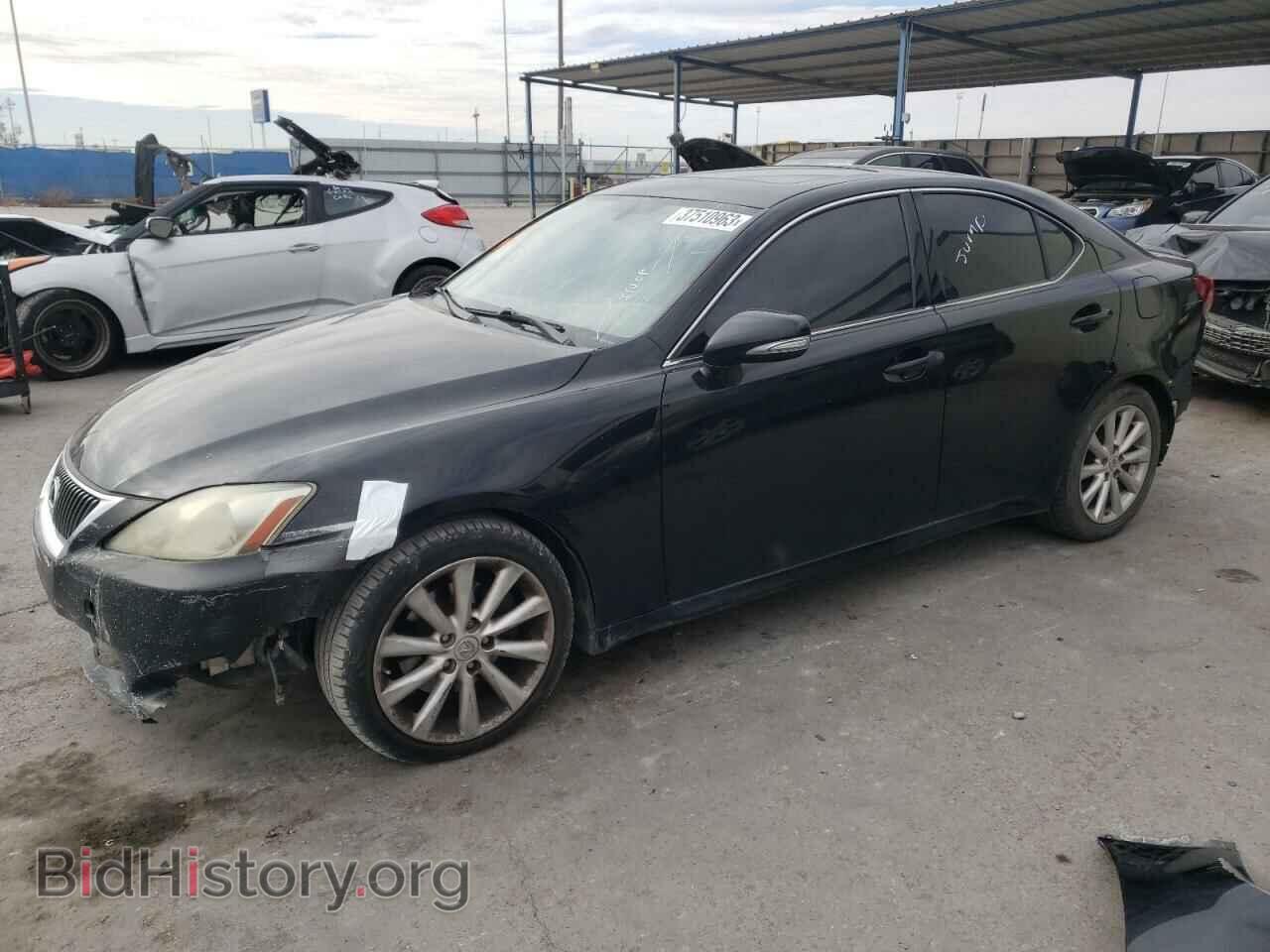 Photo JTHBF5C22A5124579 - LEXUS IS 2010