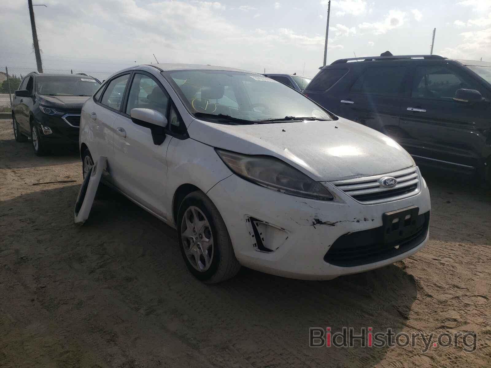 Photo 3FADP4AJ1DM218601 - FORD FIESTA 2013