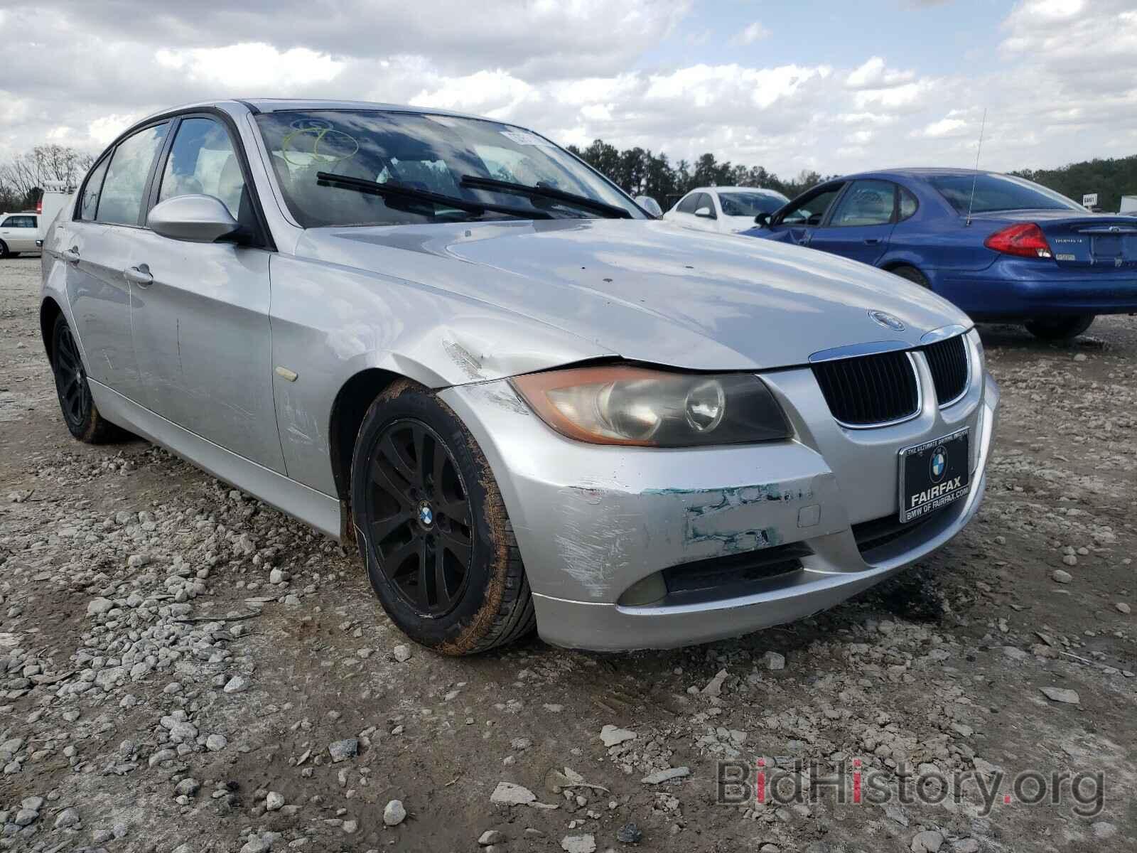 Photo WBAVA375X7NE25700 - BMW 3 SERIES 2007