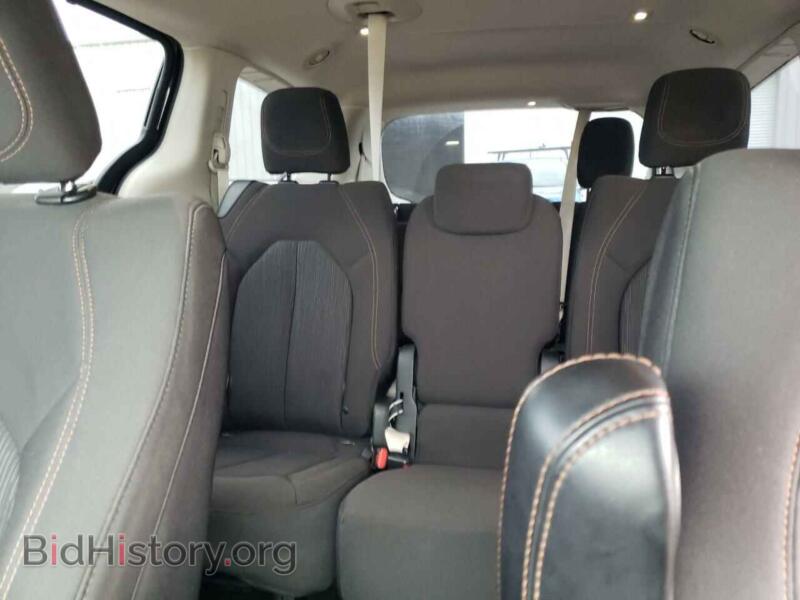 2020 Chrysler PACIFICA (VIN 2C4RC1FG8LR123354) — фото 10 из 13