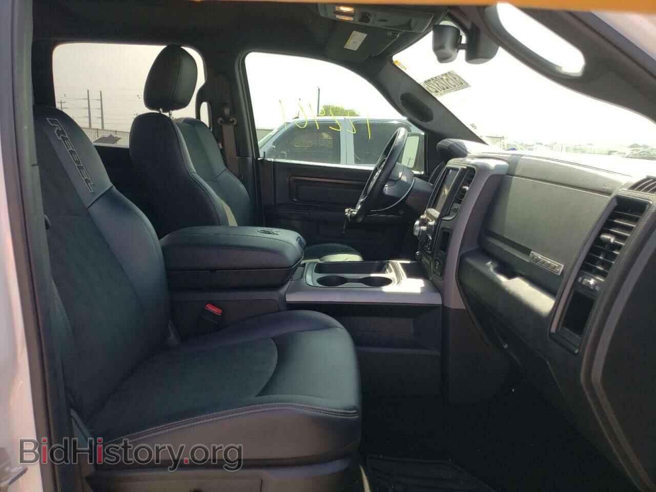 2018 RAM 1500 - VIN: 1C6RR7YT6JS114196 - Фото 5