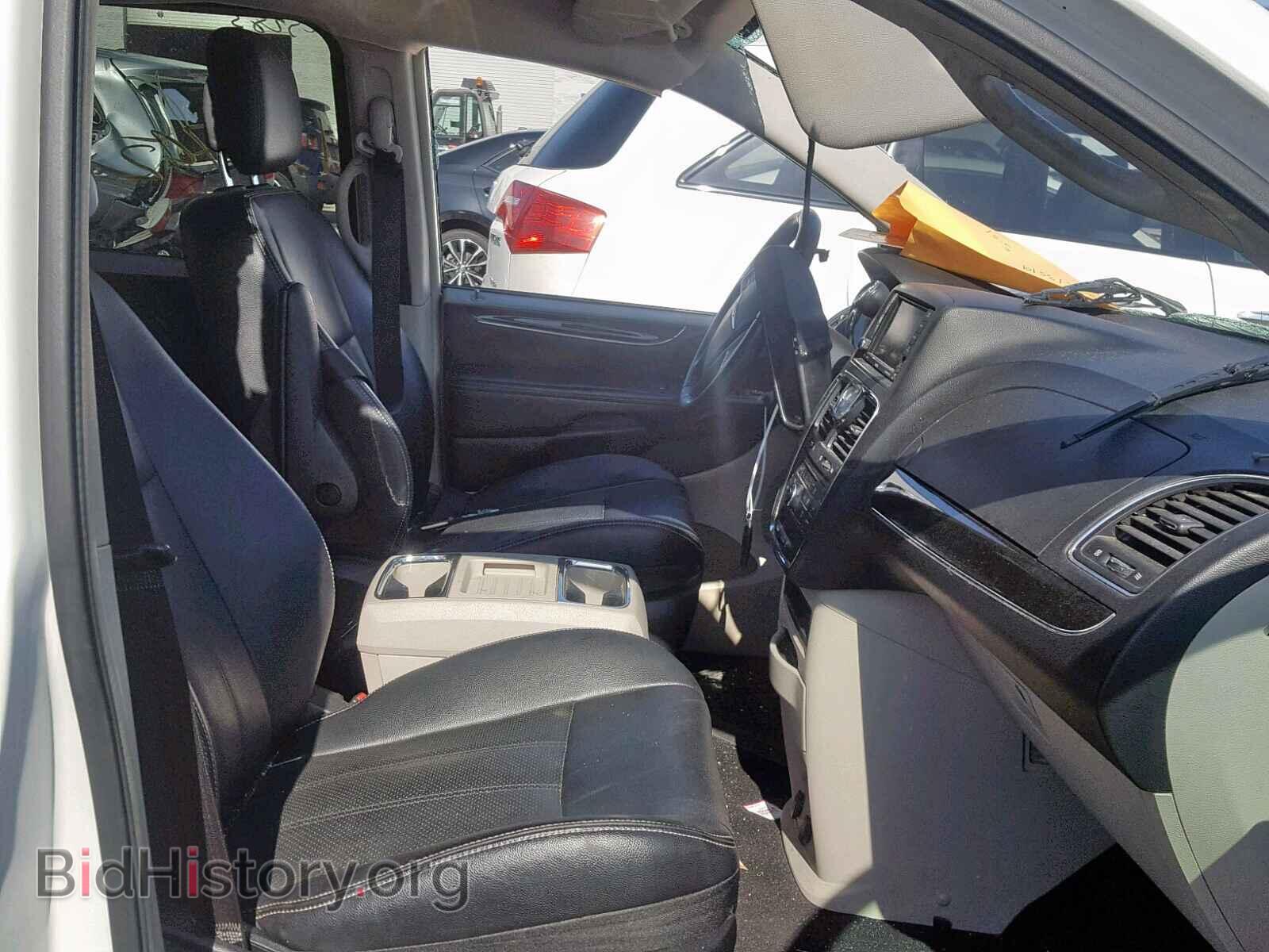 2012 CHRYSLER TOWN & COU - VIN: 2C4RC1BG7CR306668 - Фото 5