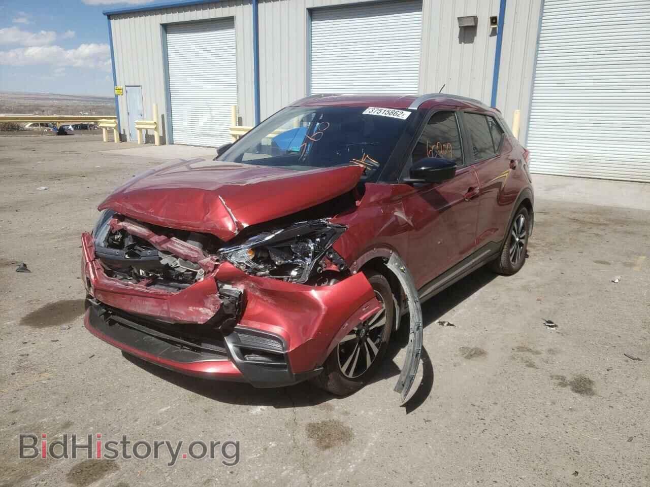 2019 NISSAN KICKS - VIN: 3N1CP5CU3KL479575 - Фото 2