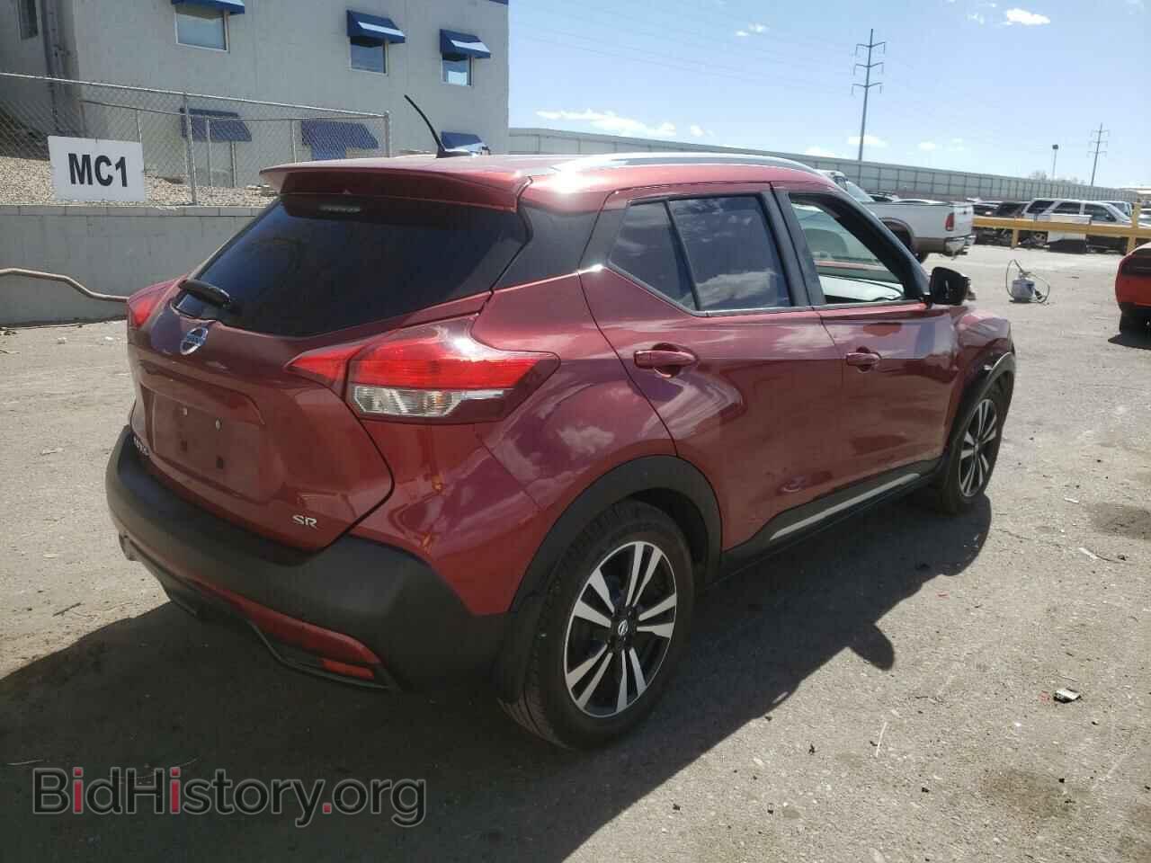 2019 NISSAN KICKS - VIN: 3N1CP5CU3KL479575 - Фото 4