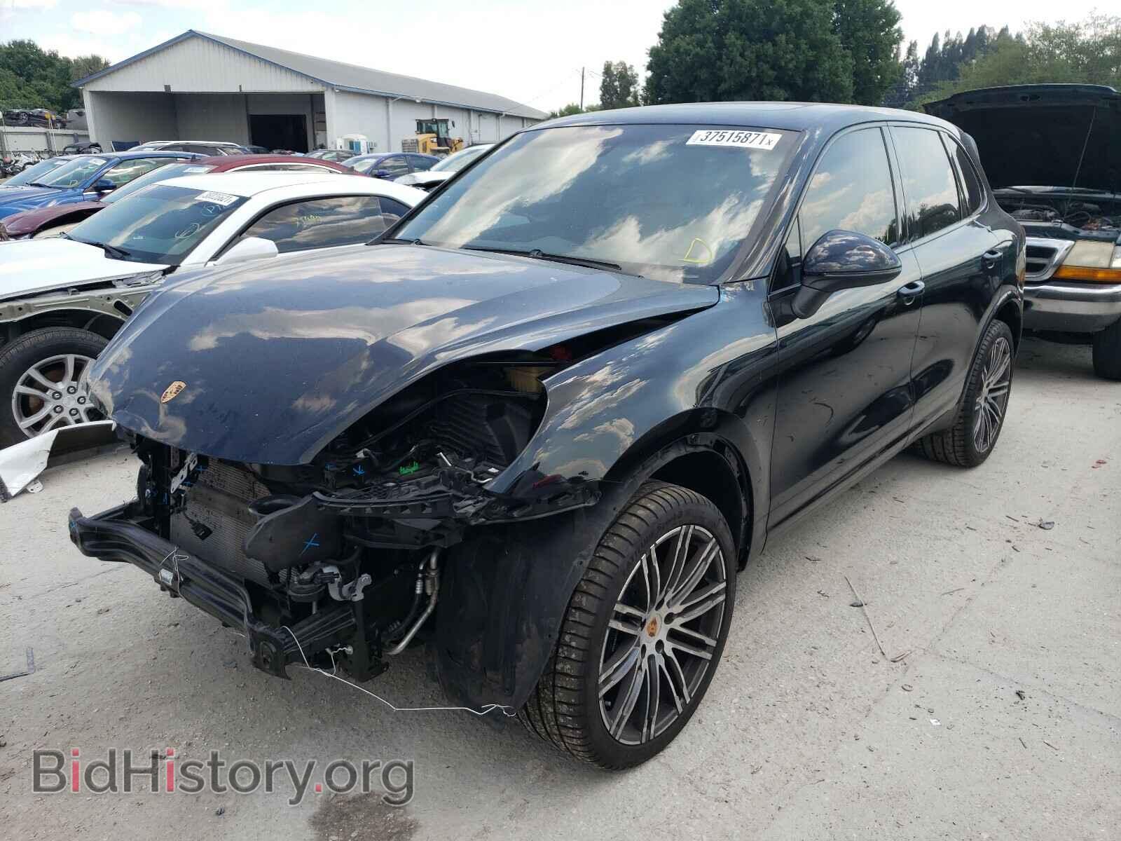 2017 PORSCHE CAYENNE - VIN: WP1AA2A25HKA89219 - Фото 2